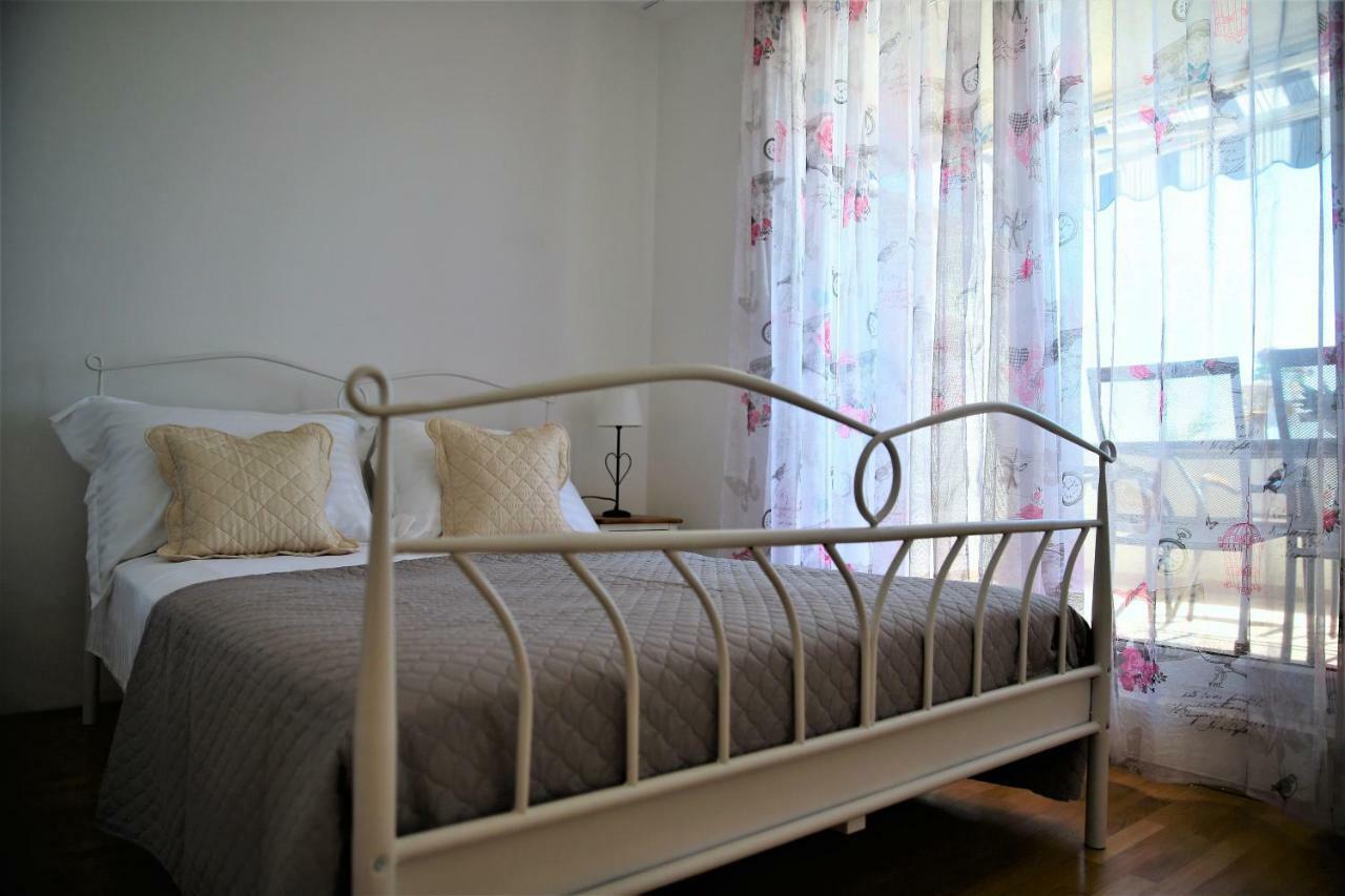 Apartman Lucita Split Eksteriør billede